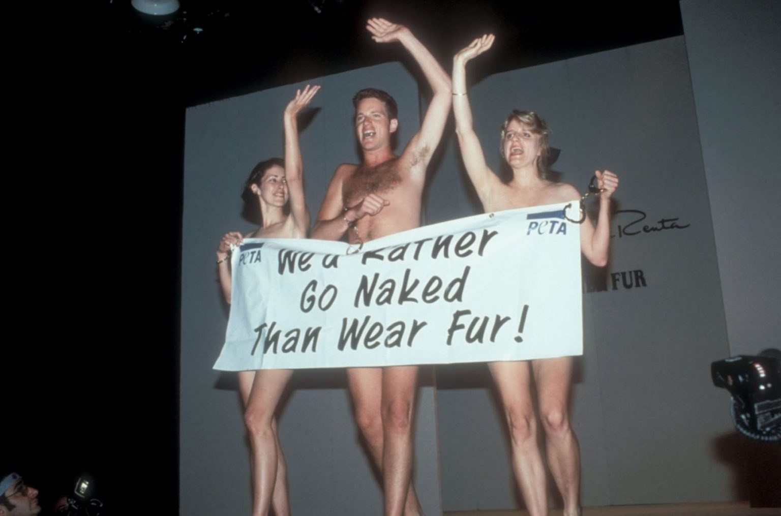US-based fashion house Oscar de la Renta commits to a fur-free pledge