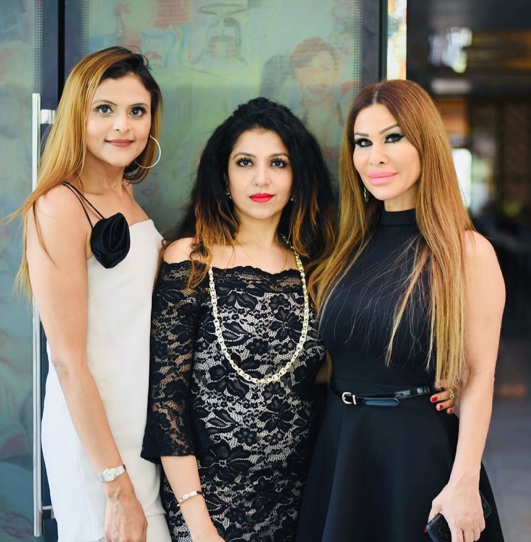 DTalkShow: Interview of the Grand Fashion Journey of Lara Tabet