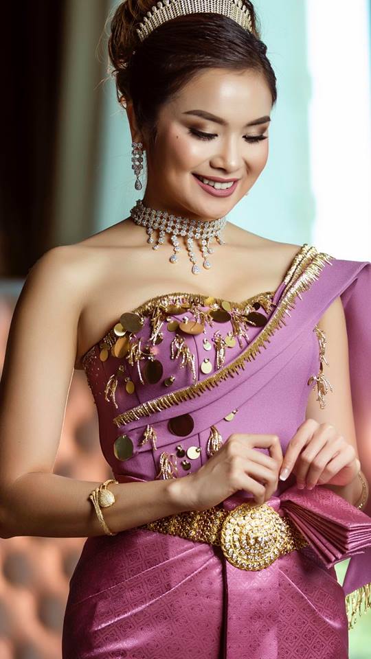 Cambodian Actress Mean Sonyta Describes Her Skincare Routine