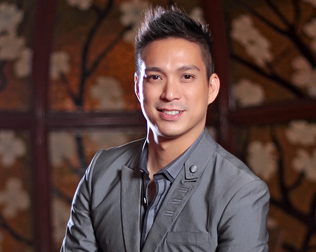 Francis Libiran Kicks Off the 2025 Harbin Fashion Week